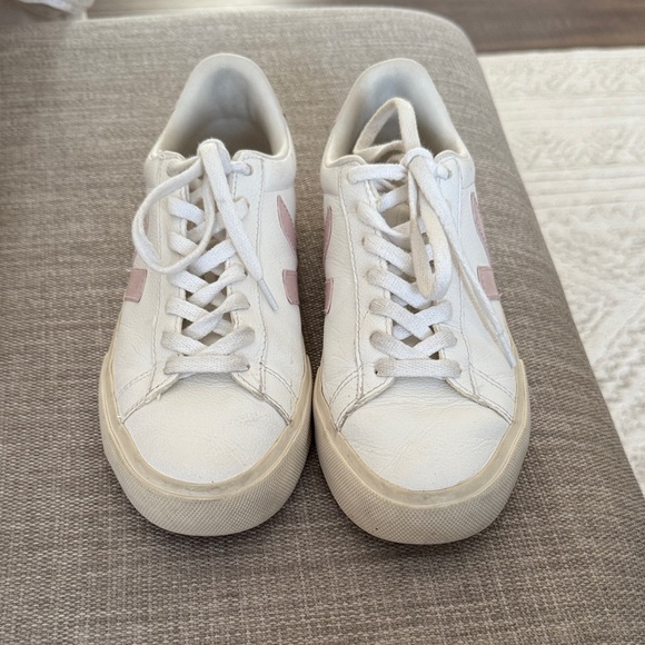 Veja Campo Women's White and Light Pink Sneakers - Picture 5 of 11